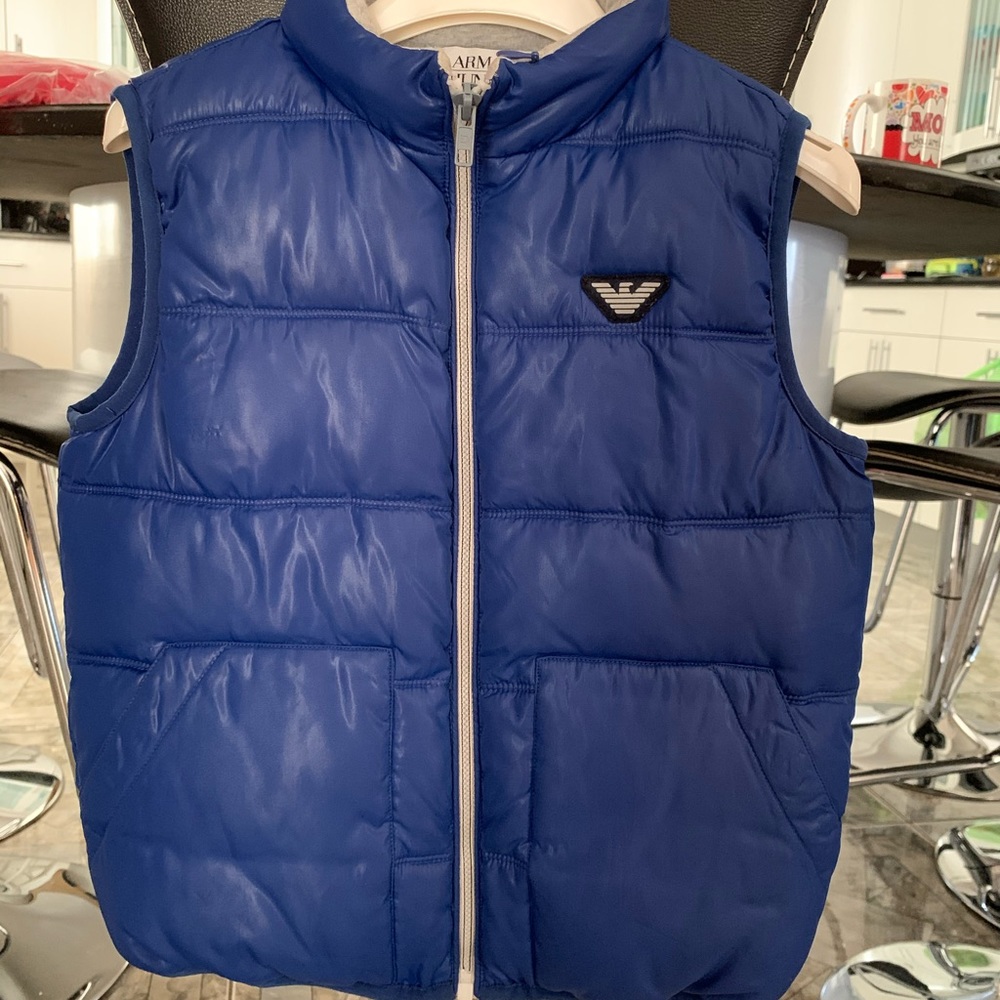 Boys size 8 Armani Junior reversible vest